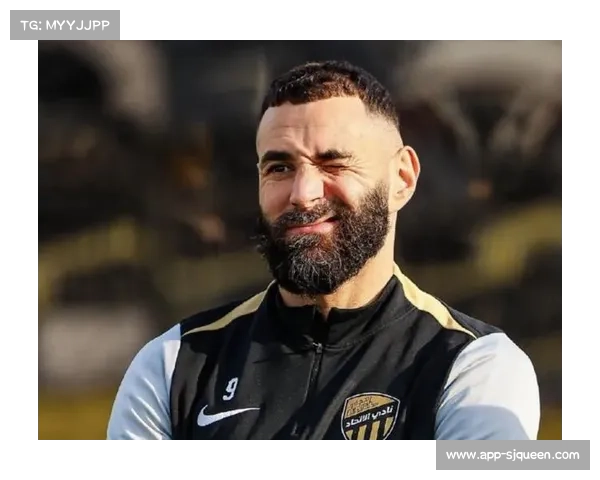 本泽马遭吉达联合零薪水续约提案，双方关系紧张球员要求不进入比赛名单