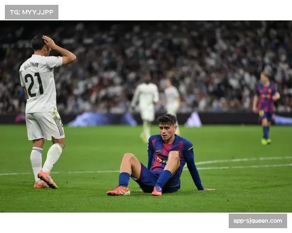 巴萨官方确认佩德里腿筋受伤，将缺席本赛季剩余欧冠比赛